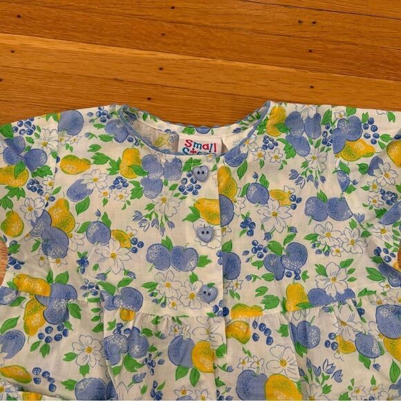 Small Steps Vintage Floral Fruit Lightweight Romper white/blue/green/yellow - Picture 4 of 5
